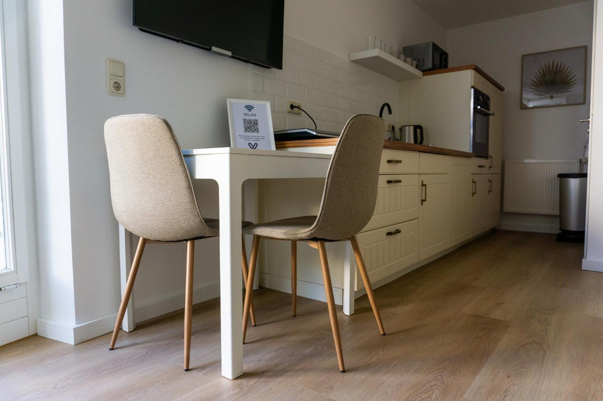 Das Haus Zur Rothen Thuer 2 อาร์นชตัดท์ ภายนอก รูปภาพ